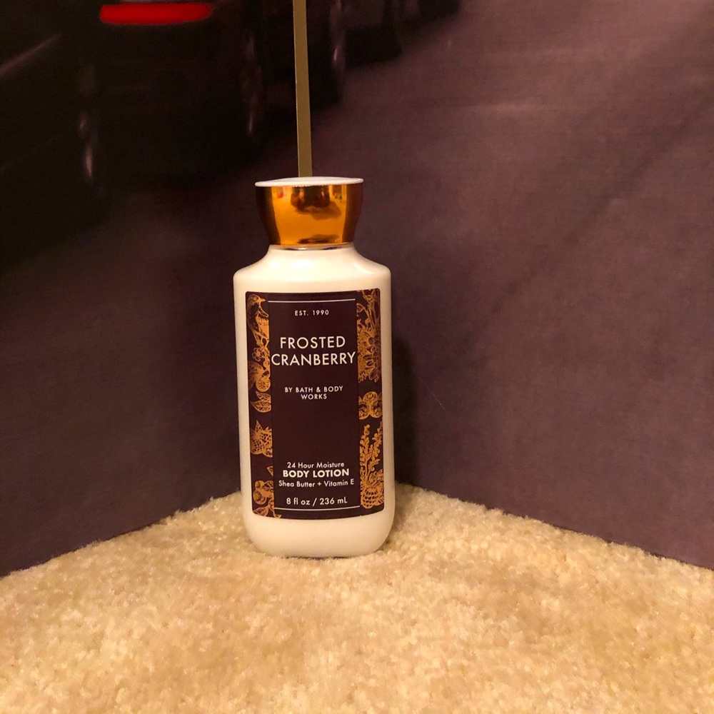 Bath and Body Works Frosted Cranberry Lotion!